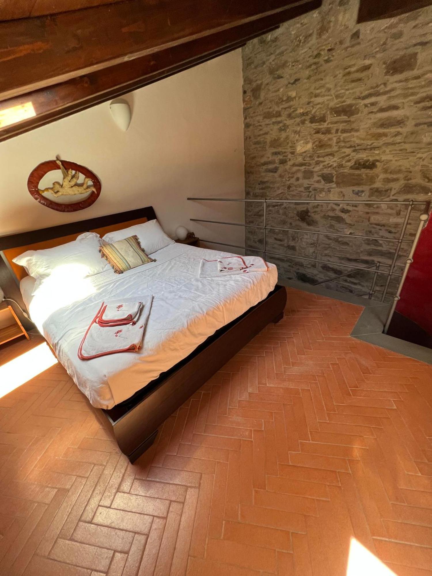 Casa Boru - A Beautiful Fully Restored Spacious House With Fantastic Views Calice al Cornoviglio 외부 사진