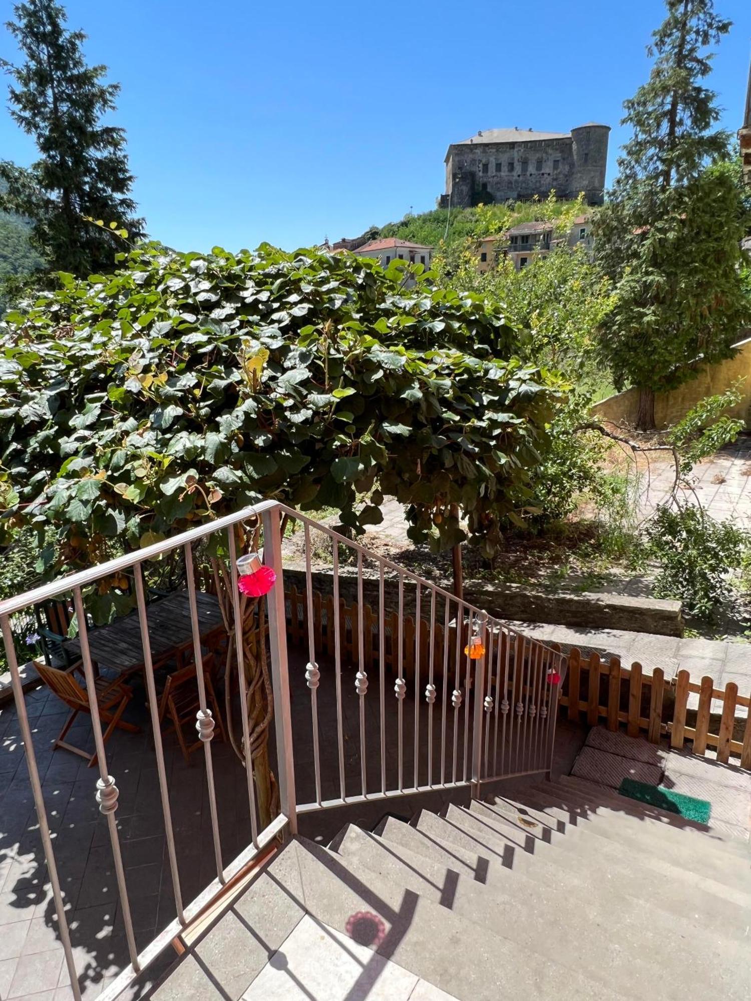Casa Boru - A Beautiful Fully Restored Spacious House With Fantastic Views Calice al Cornoviglio 외부 사진